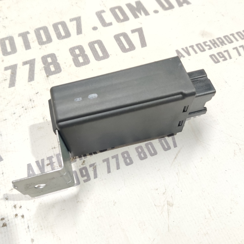 Блок ЦЗ Nissan X-Trail T30 (01-07) 2.5 бенз 285963Y50