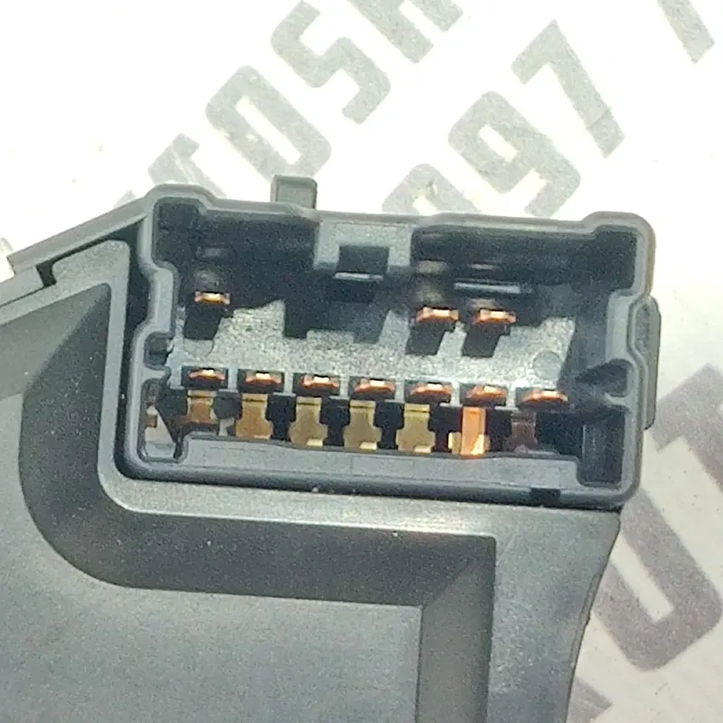 Підрульовий перемикач Nissan X-Trail 01-07 2.5 252608h905