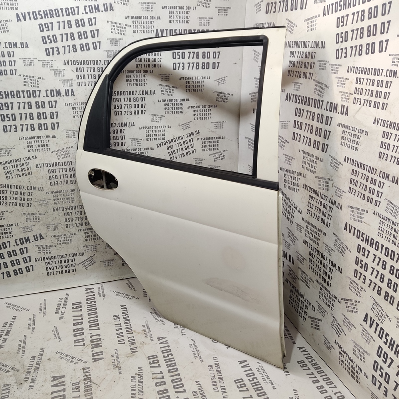 Двері задні праві Daewoo Matiz (98-15) 0.8 бензин