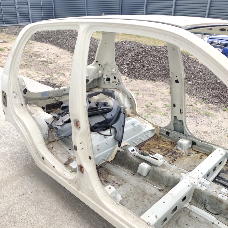 Стійка центральна Daewoo Matiz (98-15) 0.8 бензин права