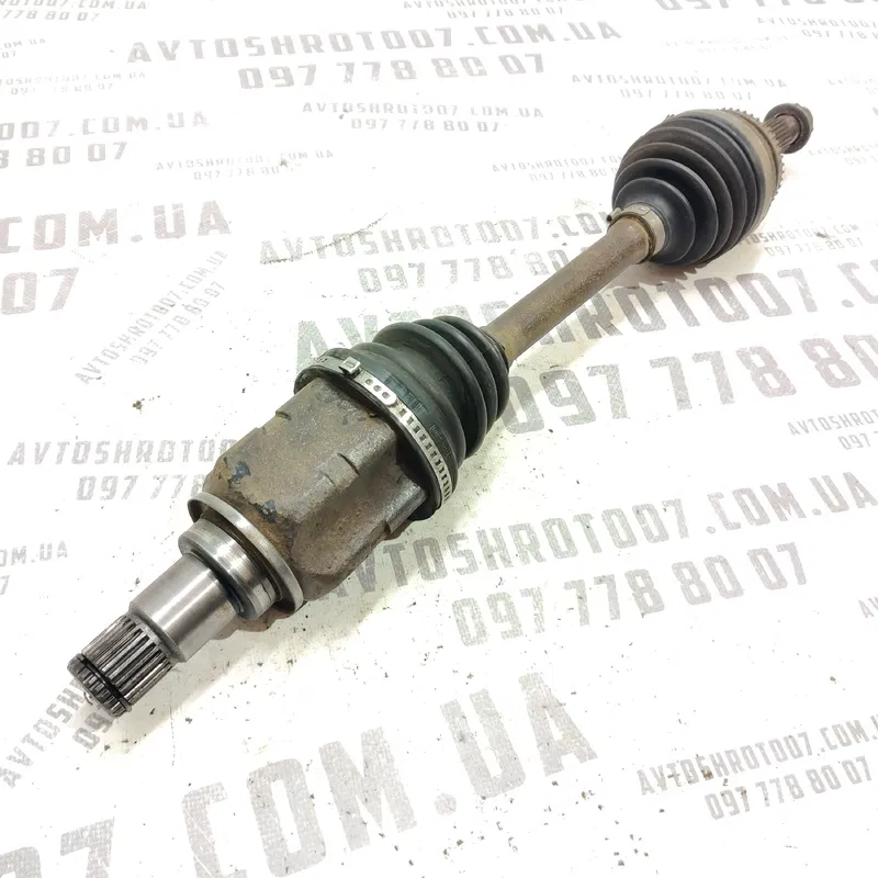 Привід передній лівий Toyota Avensis T25 (03-08) 2.0D