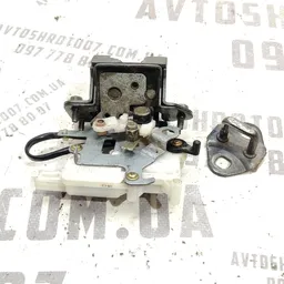 Замок кришки багажника Mazda 6 GY (02-08) 2.0 Бензин фото 3