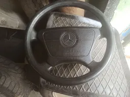 Кермо Mercedes-Benz E-Class W124