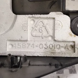 Кожух рульової колонки Toyota Avensis T25 (03-08) 2.0D фото 9