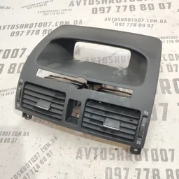 Дефлектор обдуву Toyota Avensis T25 (03-09) 2.0D 1AD