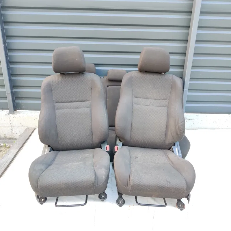 Комплект сидінь Toyota Avensis T25 (03-08) 2.0D 1AD