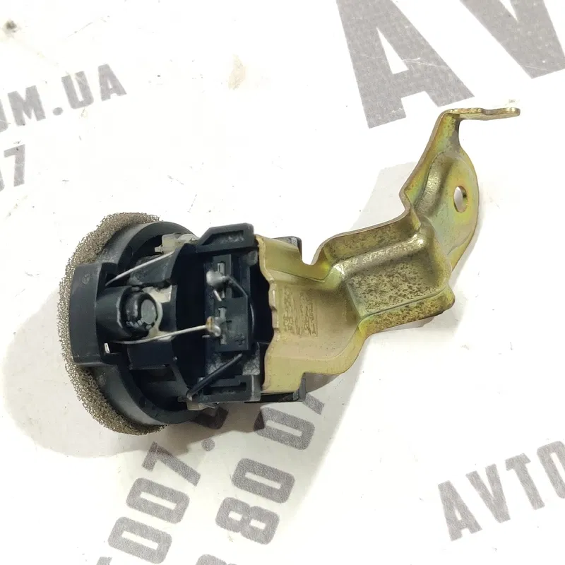 Динамік задній правий Toyota Avensis T25 (03-08) 2.0D