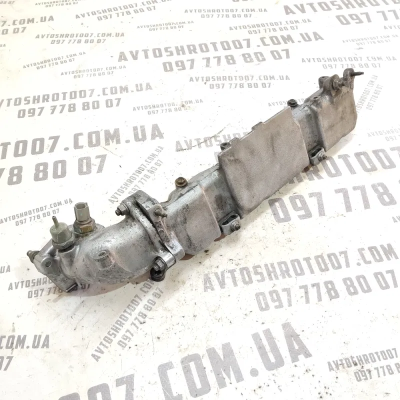 Впускний колектор Toyota Avensis T25 (03-08) 2.0 Дизель 1AD
