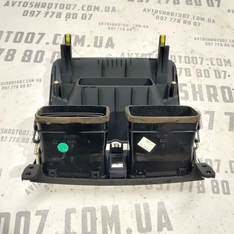 Дефлектор обдуву Toyota Avensis T25 (03-09) 2.0D 1AD