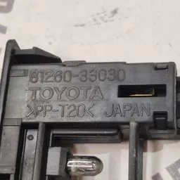 Ліхтар салону Toyota Avensis T25 (03-08) 2.0D 8126033030 фото 4