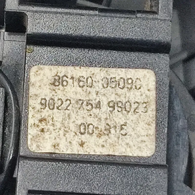 Накладка салону Toyota Avensis T25 (03-09) 2.0D пер. права