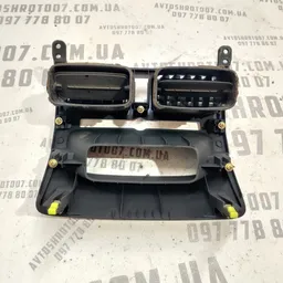 Дефлектор обдуву Toyota Avensis T25 (03-09) 2.0D 1AD фото 6