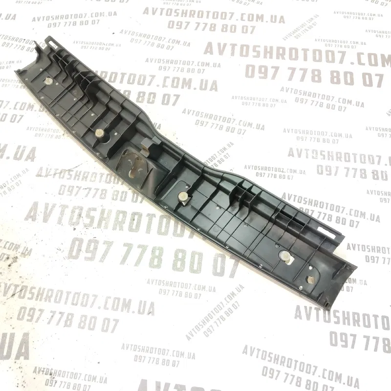 Пластик багажника Toyota Avensis T25 (03-08) 2.0 Дизель