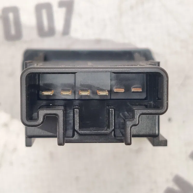 Кнопка TCS Mazda 6 GY (02-08) 2.0 бензин