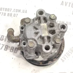 Насос гідропідсилювача Toyota Avensis T25 (03-08) 2.0D 1AD фото 3