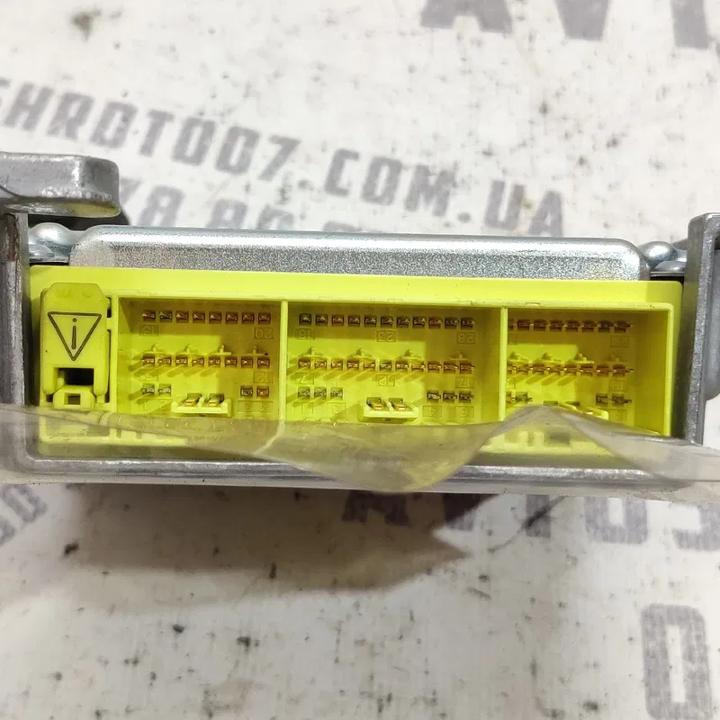 Блок Airbag Toyota Avensis T25 (03-08) 2.0D 8917005120