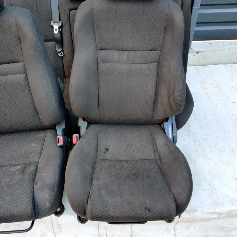 Комплект сидінь Toyota Avensis T25 (03-08) 2.0D 1AD
