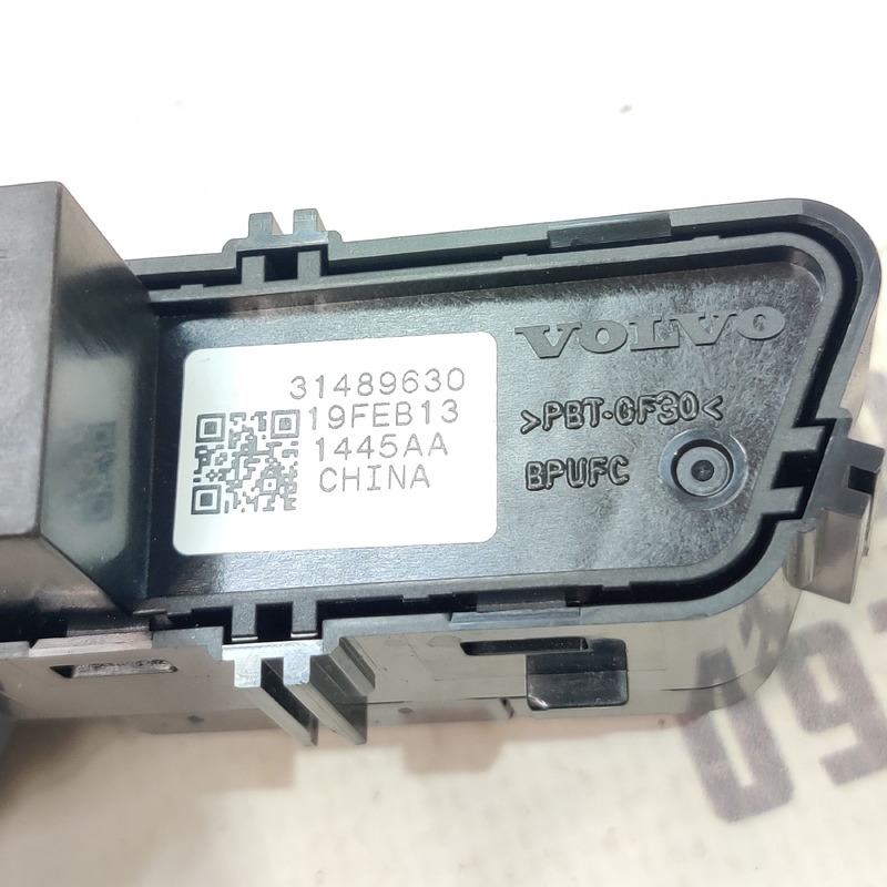 Кнопки памʼяті сидінь Volvo S60 (18-24) 2.0Б OEM 31489630