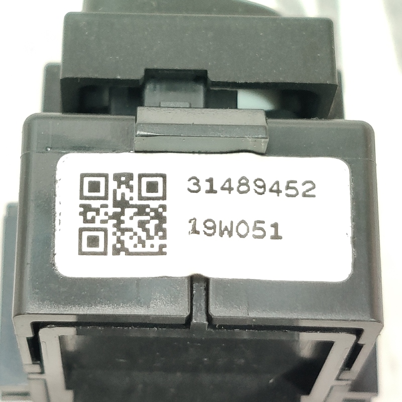 Кнопка замка задня ліва Volvo S60 III (18-) 2.0 31489452