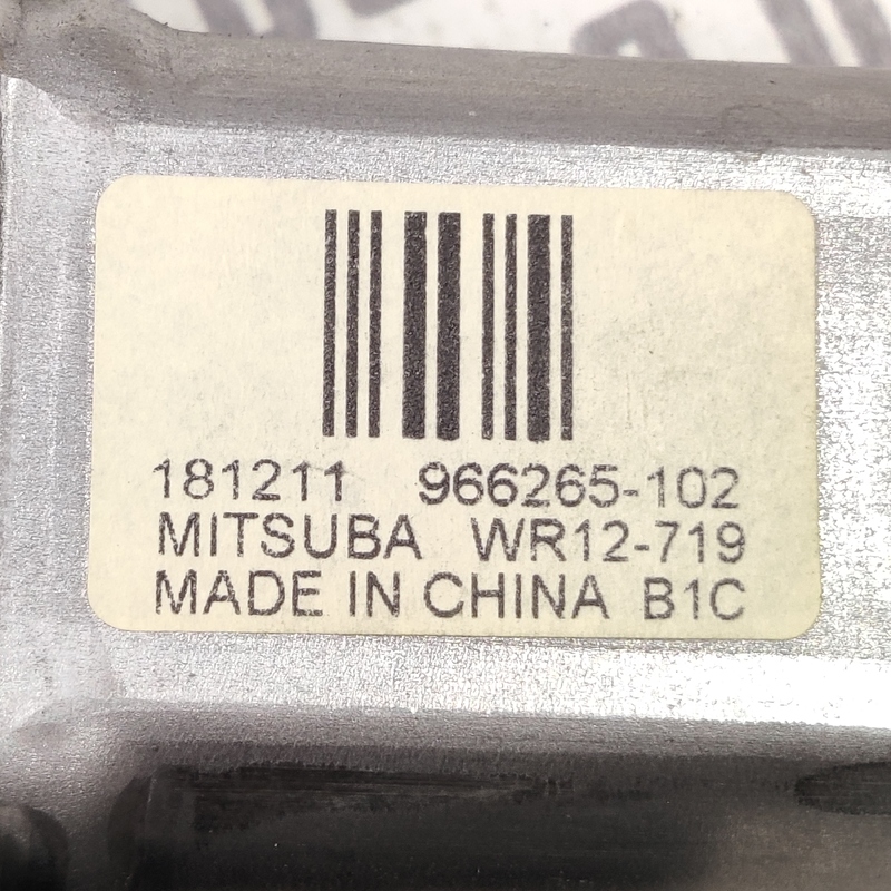 Мотор склопід. Volvo S60 III 18- 2.0б зад прав OEM 31674760