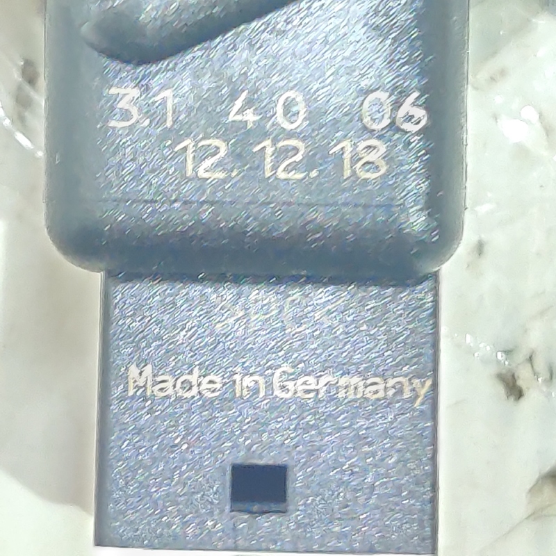 Датчик дощу Volvo S60 III (18-24) 2.0 Бенз OEM 31419587
