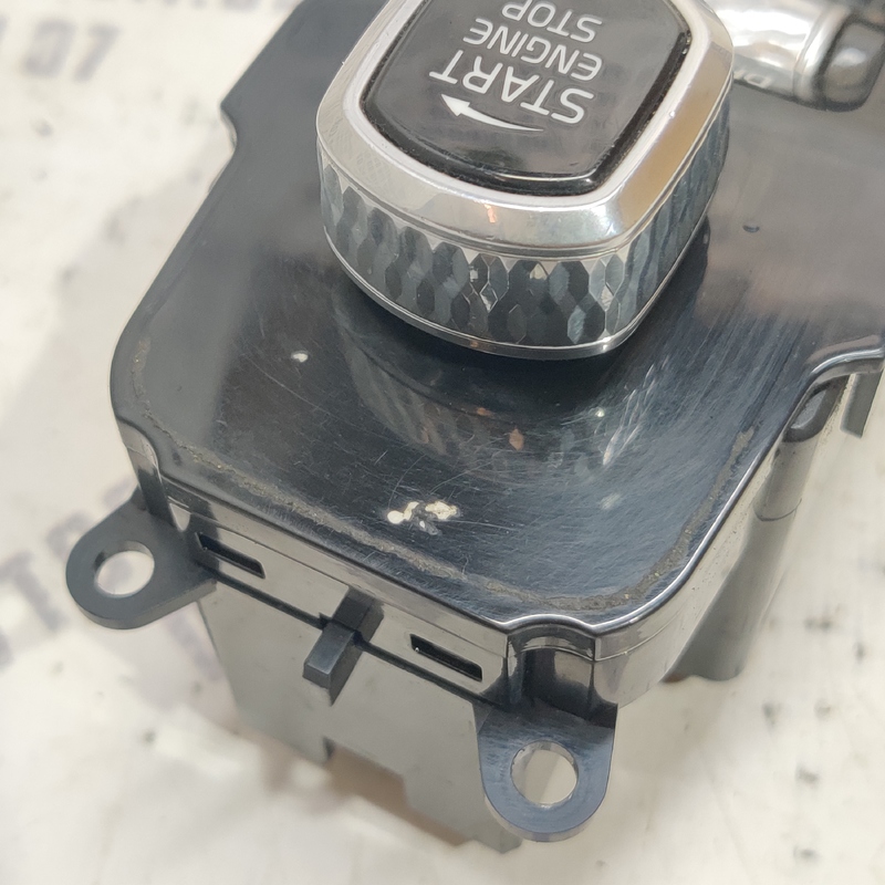 Кнопка старт/стоп Volvo S60 III (18-24) 2.0 бензин 31443818
