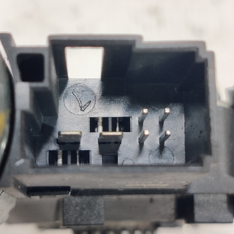 Моторчик люка Volvo S60 III (18-24) 2.0 пер OEM 9929003868
