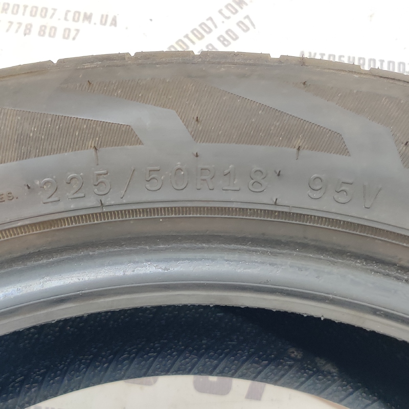 Комплект шин 220/50 R18 Infiniti Q50 (13-24) 3.0 Бензин