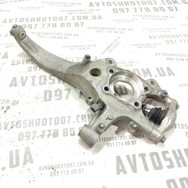 Цапфа передня права Volvo S60 III (18-) 2.0Б 31681602