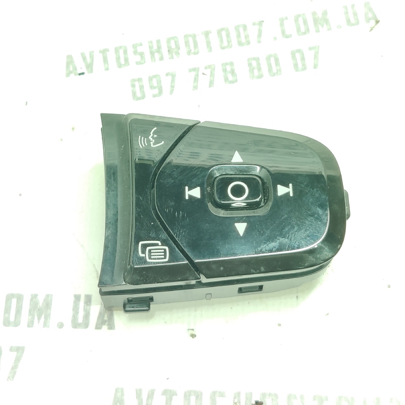Кнопки керма Volvo S60 III (18-) 2.0 Бензин 31443499