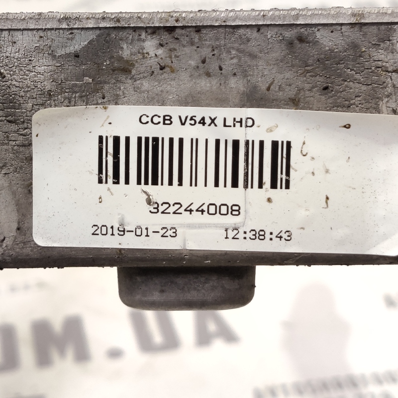 Кронштейн торпедо Volvo S60 III (18-24) 2.0 Бенз 32244008