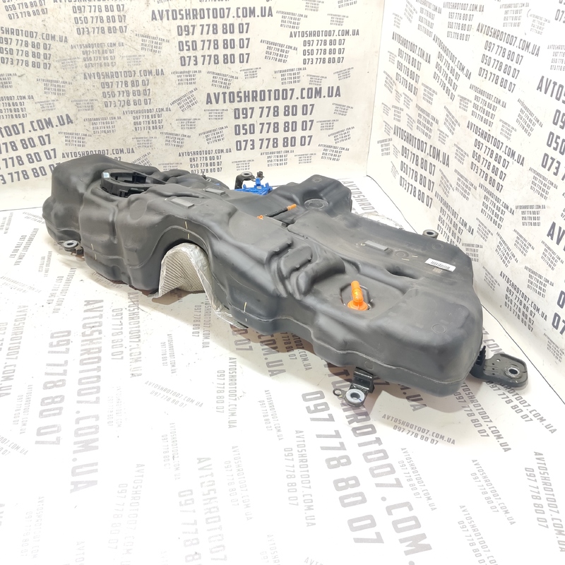 Бак паливний Volvo S60 III SPA (18-) 2.0 бензин 31405477