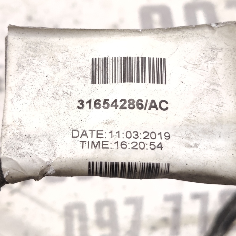 Проводка бампера задня Volvo S60 III (18-) 2.0 31654286