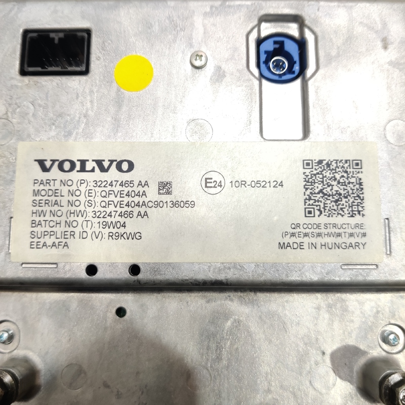 Дисплей Volvo S60 III SPA (18-24) 2.0 Бензин 32247465