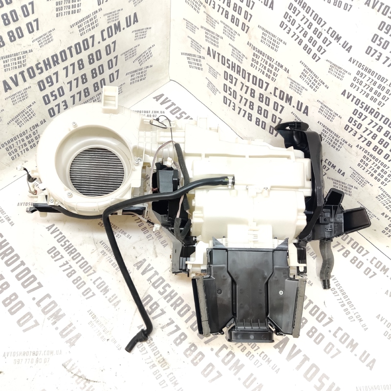 Корпус пічки Infiniti Q50 (13-24) 3.0 бенз 271104GF0A