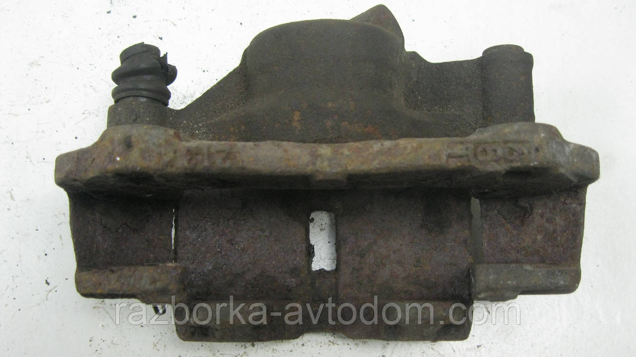 Суппорт передній правий Mitsubishi Colt 3 (1988-1992), Galant 5 (1983-1989), Galant 6 (1989-1993) OE:MB587026