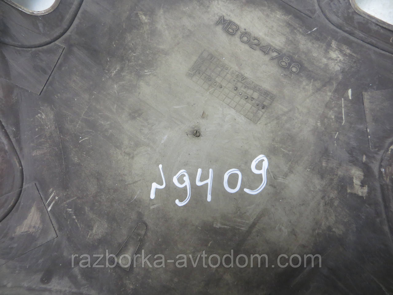 Ковпак колісний R14 Mitsubishi Mitsubishi Pajero Sport 1 (1997-2009) OE:MB624786
