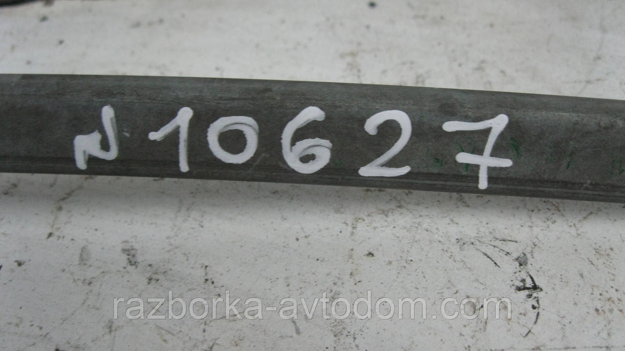Склопідіймач передній правий (механічний) VW Passat B2 (1980-1988) OE:321837400