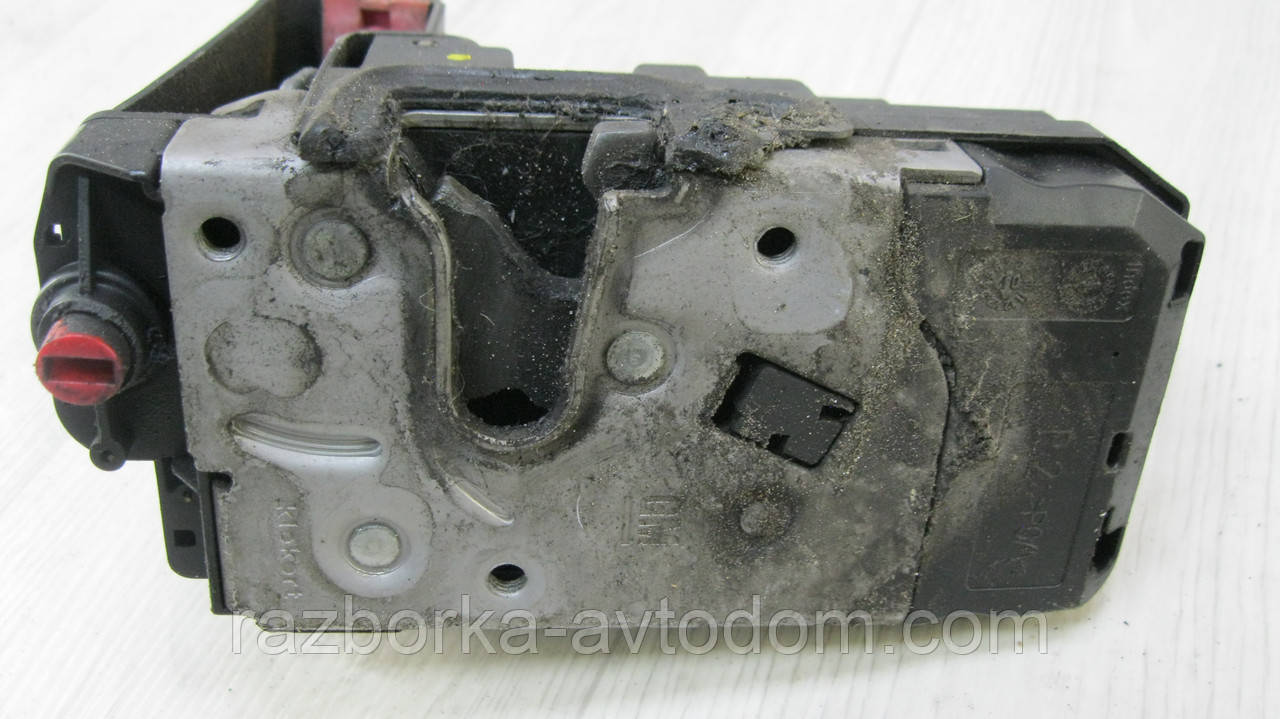 Замок дверцят задньої правої електро Opel Astra H (2005-2015) OE:13210739