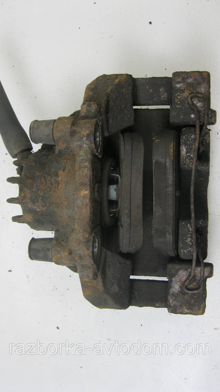 Суппорт передній правий Citroen C4 Picasso (2006-2013) OE:4400 T5