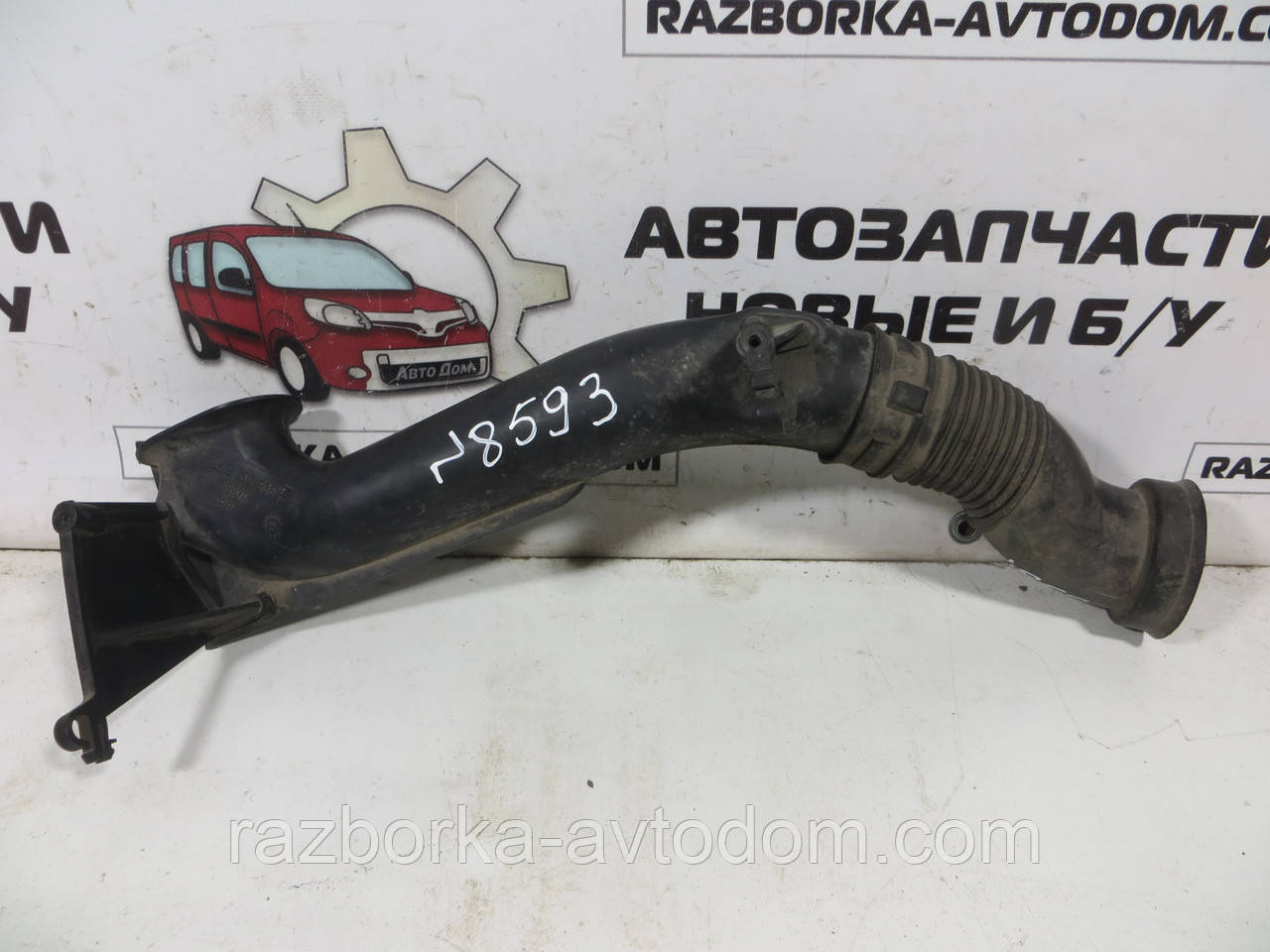Патрубок повітряного фільтра Opel Zafira A (1999-2005) ОЕ: 9202936