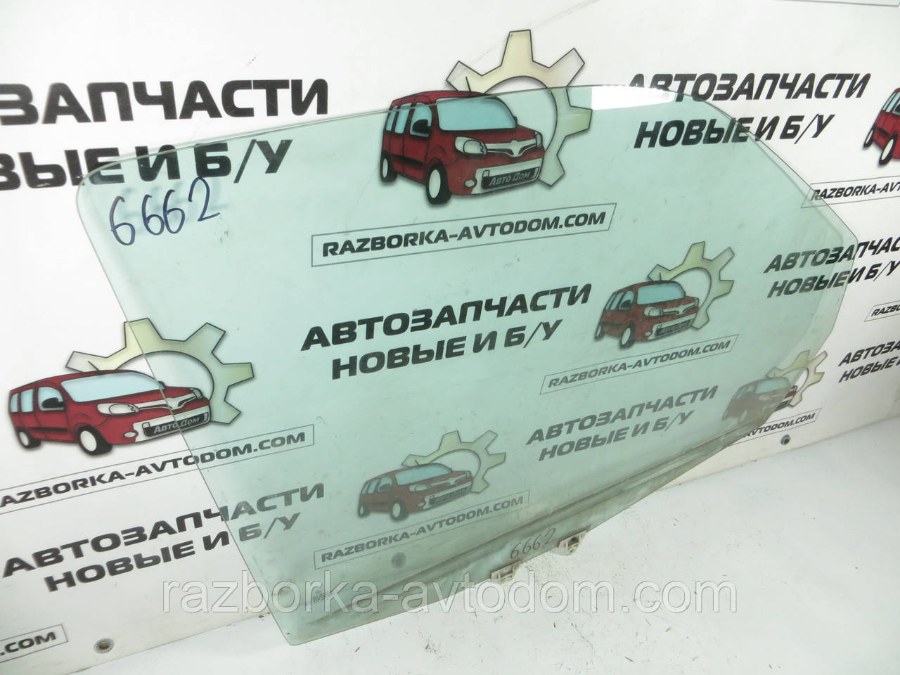 Скло дверей переднє праве MERCEDES-BENZ Vito W638 (1996-2003) ОЕ: A6387200220 OE A6387200420