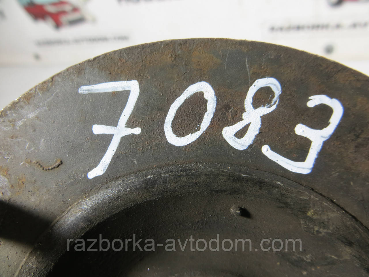 Верхня опора переднього амортизатора BMW E30, E28,E12, E24 (1982-1994) ОЕ: 1125176 OE 31331124508
