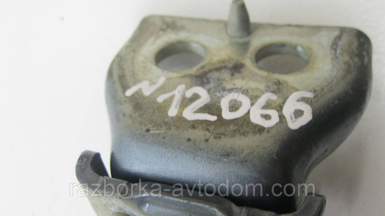 Петля передньої/задніх правих дверей нижня Citroen C4 Picasso (2006-2013) OE:9035V2