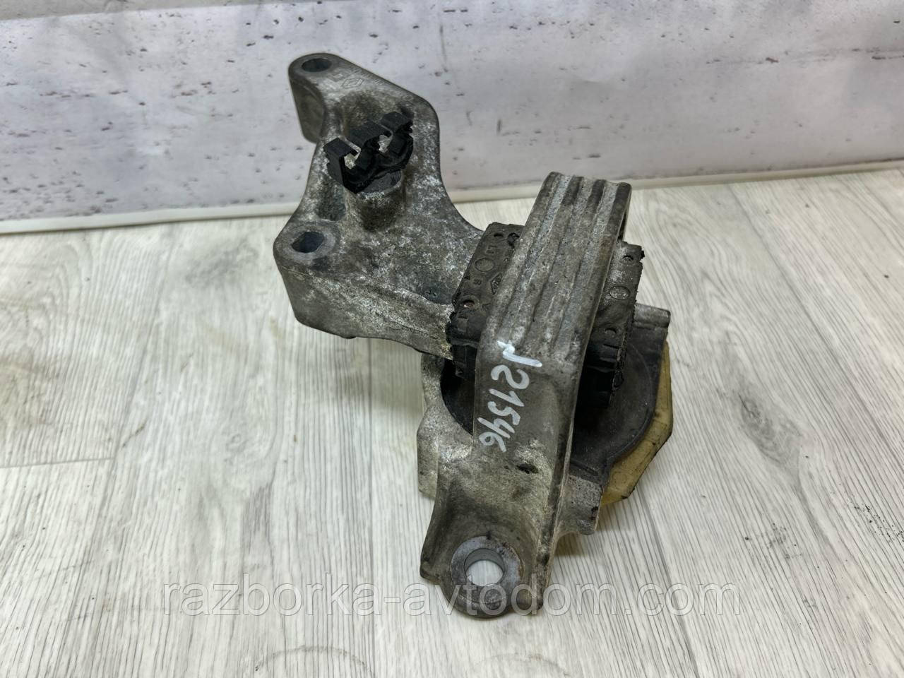 Подушка двигуна права 1.6TDCI Renault Scenic 3, Grand Scenic 3, Megane 3 OE:112841371R