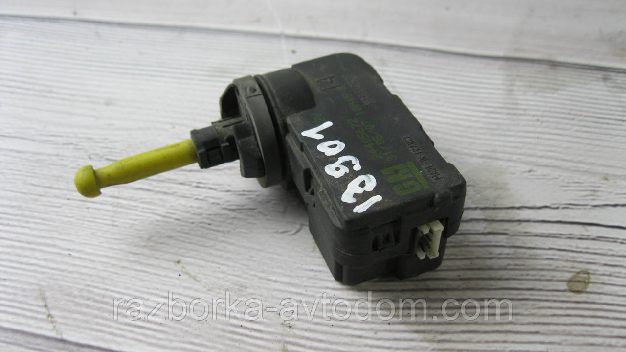 Коректор фари Opel Combo (01-12), Corsa C OE:24405672
