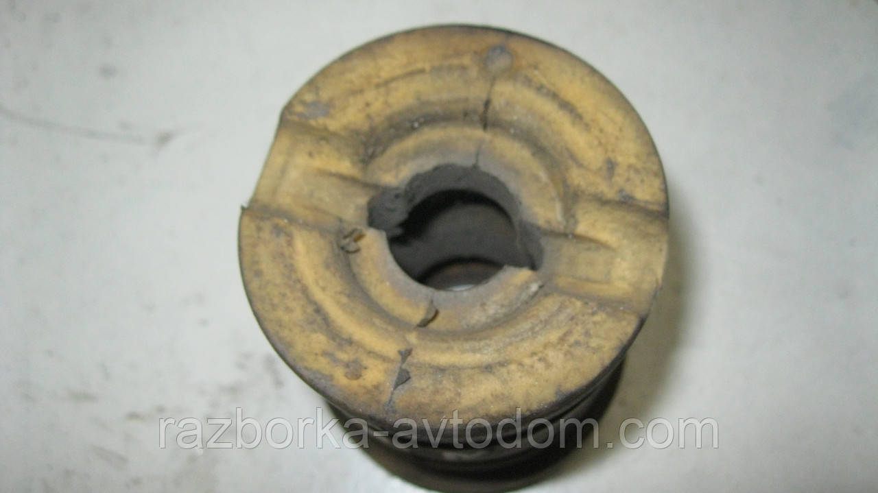 Відбійник (Буфер) переднього амортизатора VW Passat B5 (1997-2000) OE:8D0412131 OE 8D0412131D
