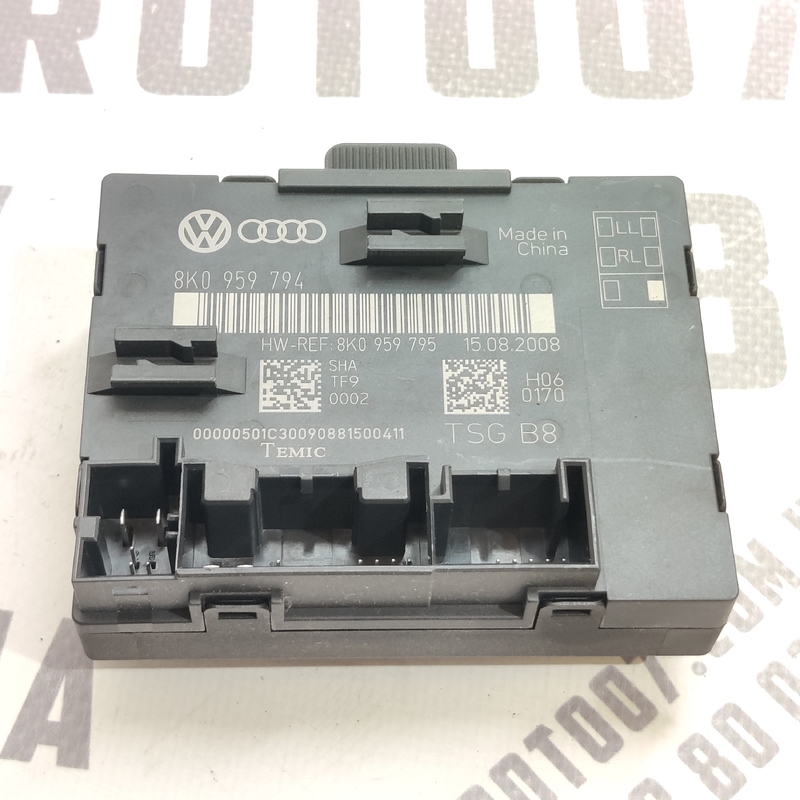 Блок комфорту зад.прав. Audi A4 B8 07-15 2.0D 8k0959794