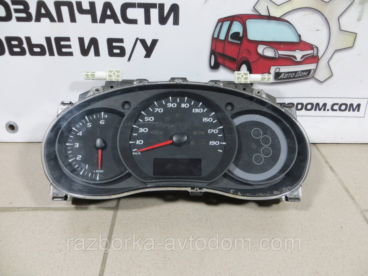 Панель приладів Renault Kangoo 08-18 1.5dCi 8200796022