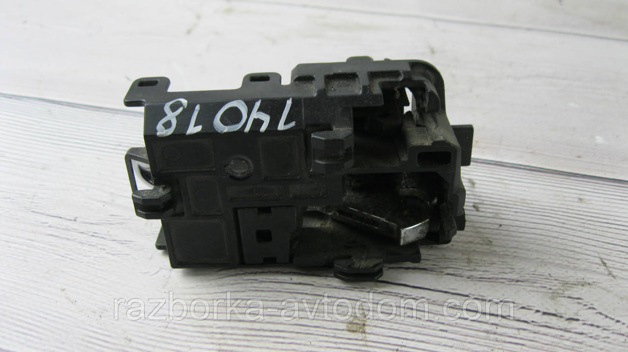 Ручка внутрішня передня ліва Nissan X-Trail (T30) 01-07, OE: 806718H602